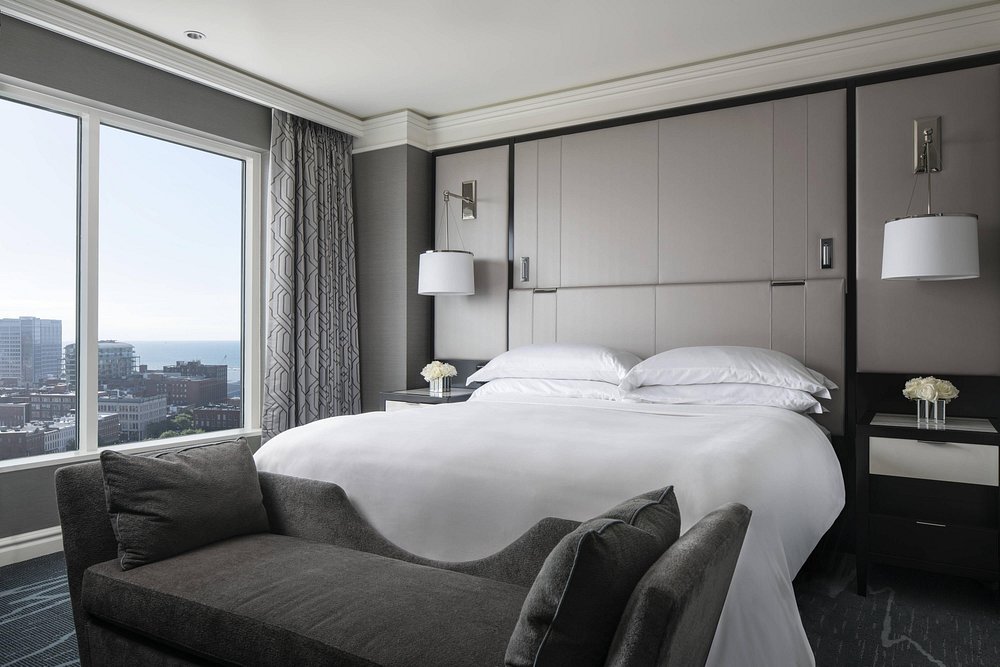 The Ritz-Carlton, Cleveland view 3