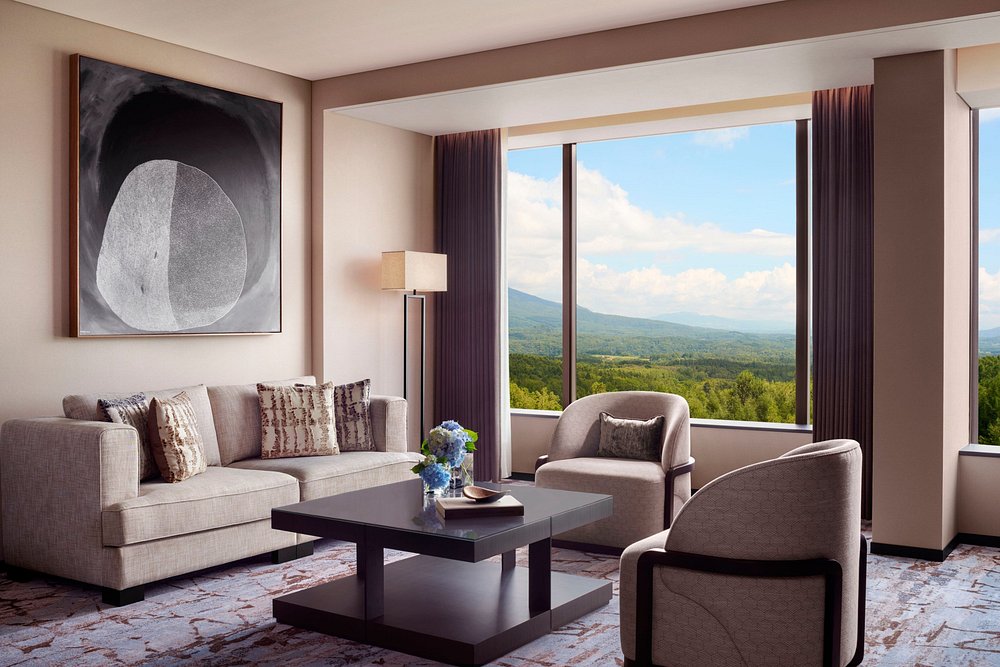 Higashiyama Niseko Village, a Ritz-Carlton Reserve view 4