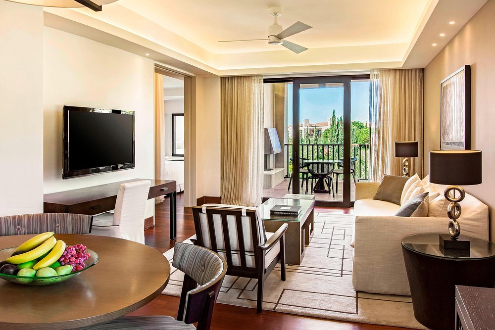 The Romanos, A Luxury Collection Resort, Costa Navarino view 4