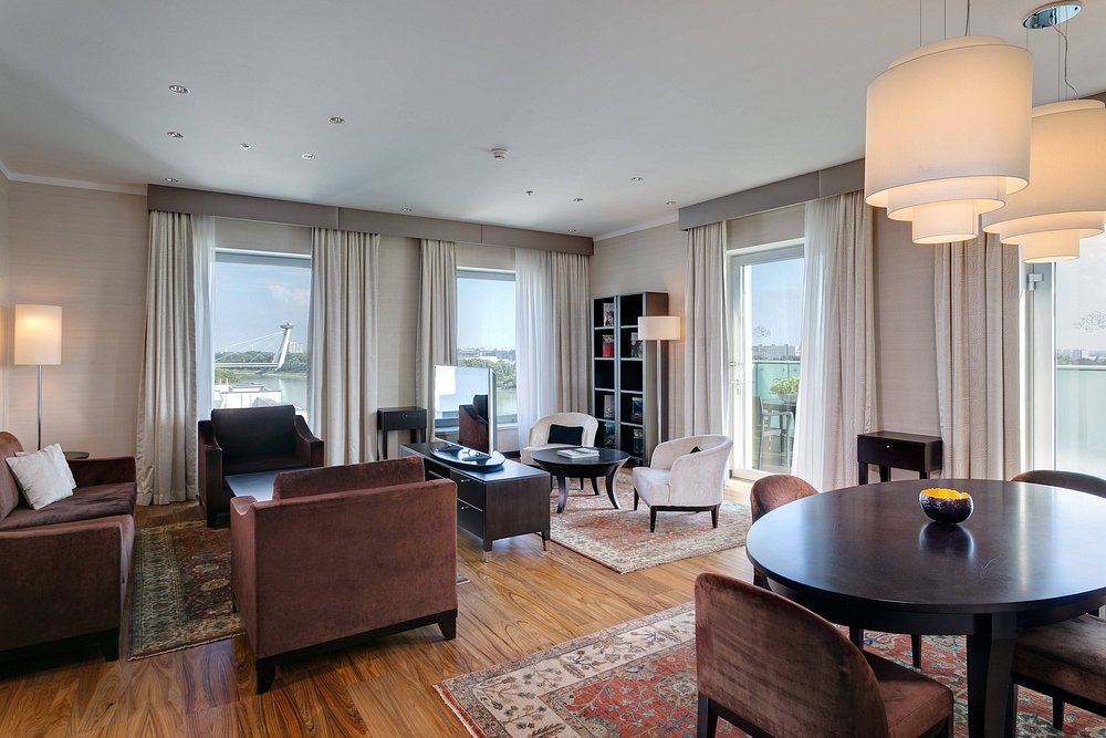 Grand Hotel River Park, a Luxury Collection Hotel, Bratislava view 4