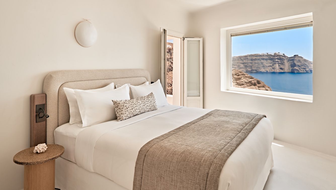 Mystique, a Luxury Collection Hotel, Santorini view 3