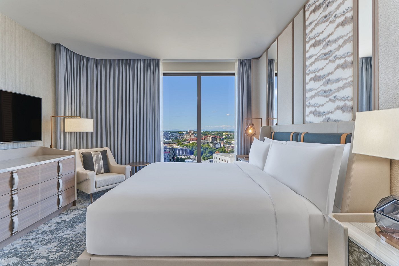 The Ritz-Carlton, Portland view 3