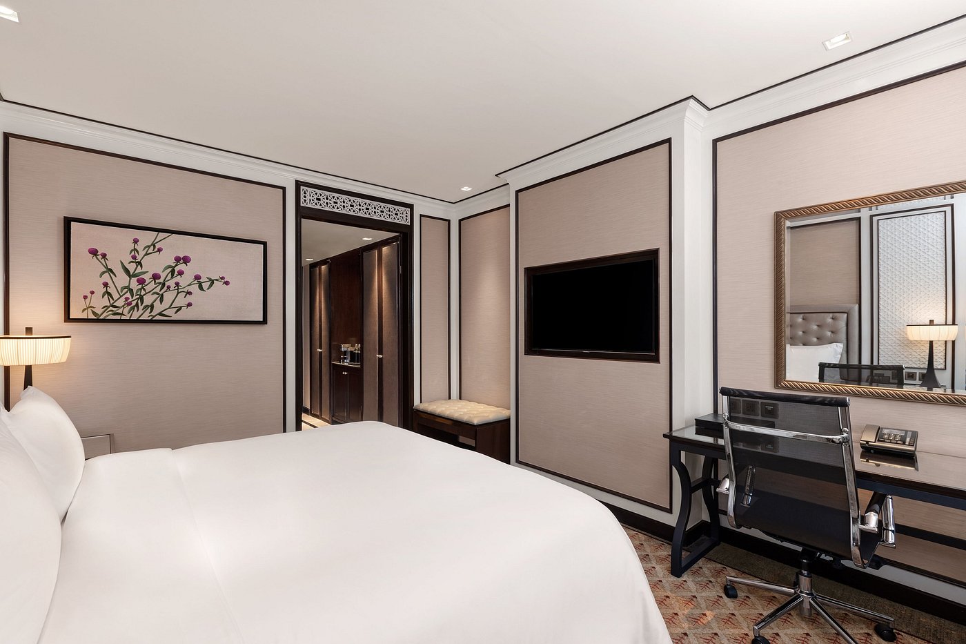 The Athenee Hotel, A Luxury Collection Hotel, Bangkok view 3