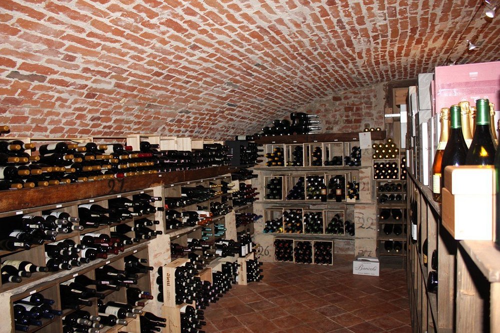 Castello di Guarene view 6