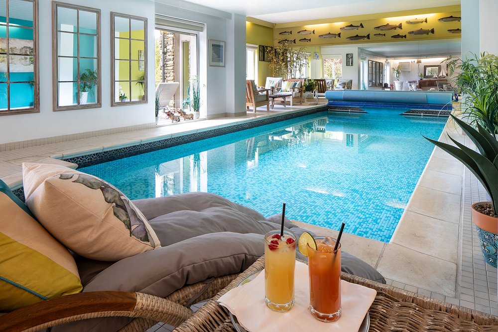 Gilpin Hotel & Lake House view 5