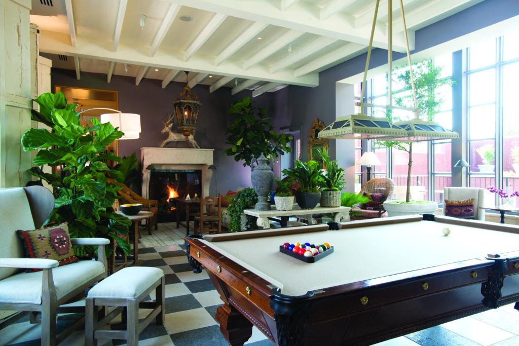 The Ivy Hotel view 6