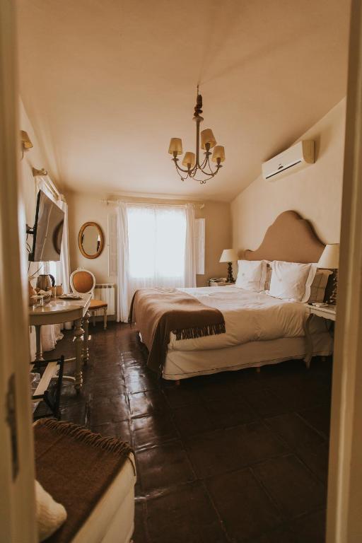 House of Jasmines view 3