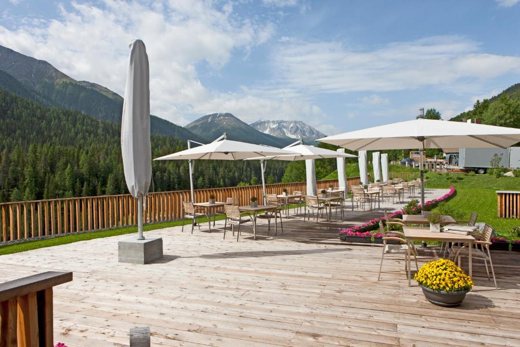 In Lain Hotel Cadonau view 6