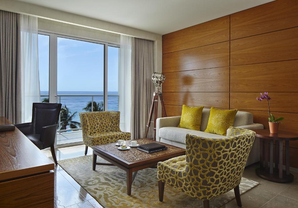 Royal Blues Hotel view 4