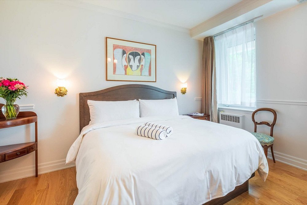 StoneHaven Le Manoir view 3