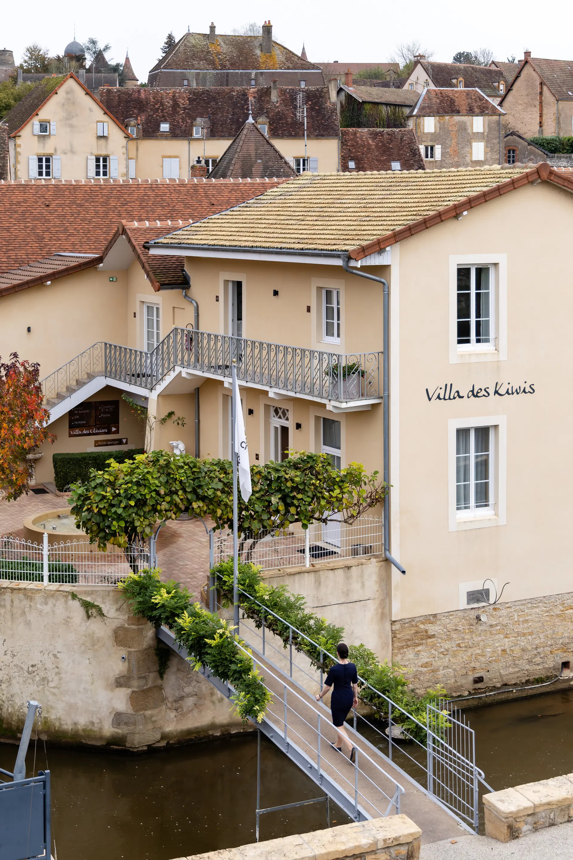 Maison Doucet view 2