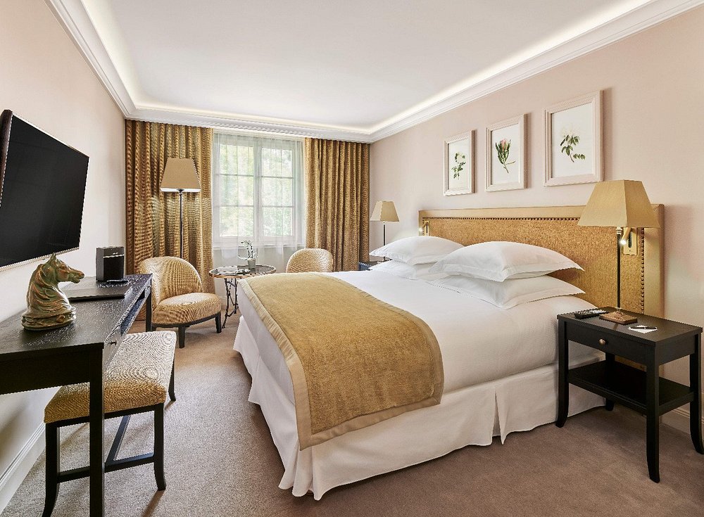 Château Saint-Jean view 3