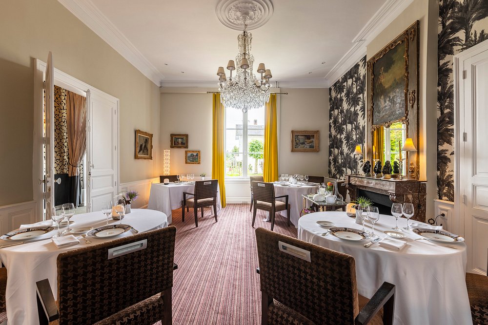 La Chapelle Saint-Martin view 5