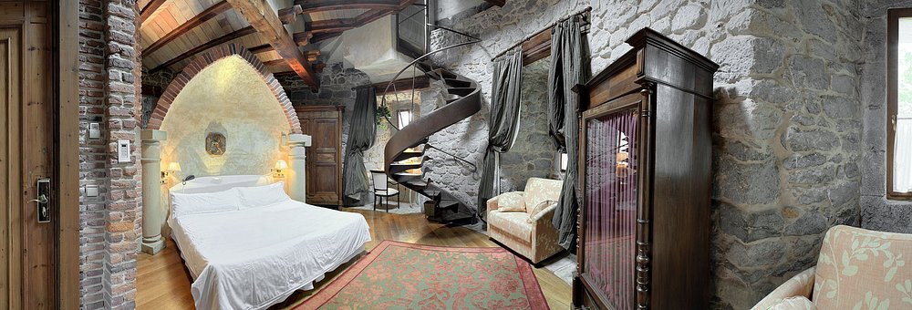 Castillo de Arteaga view 4