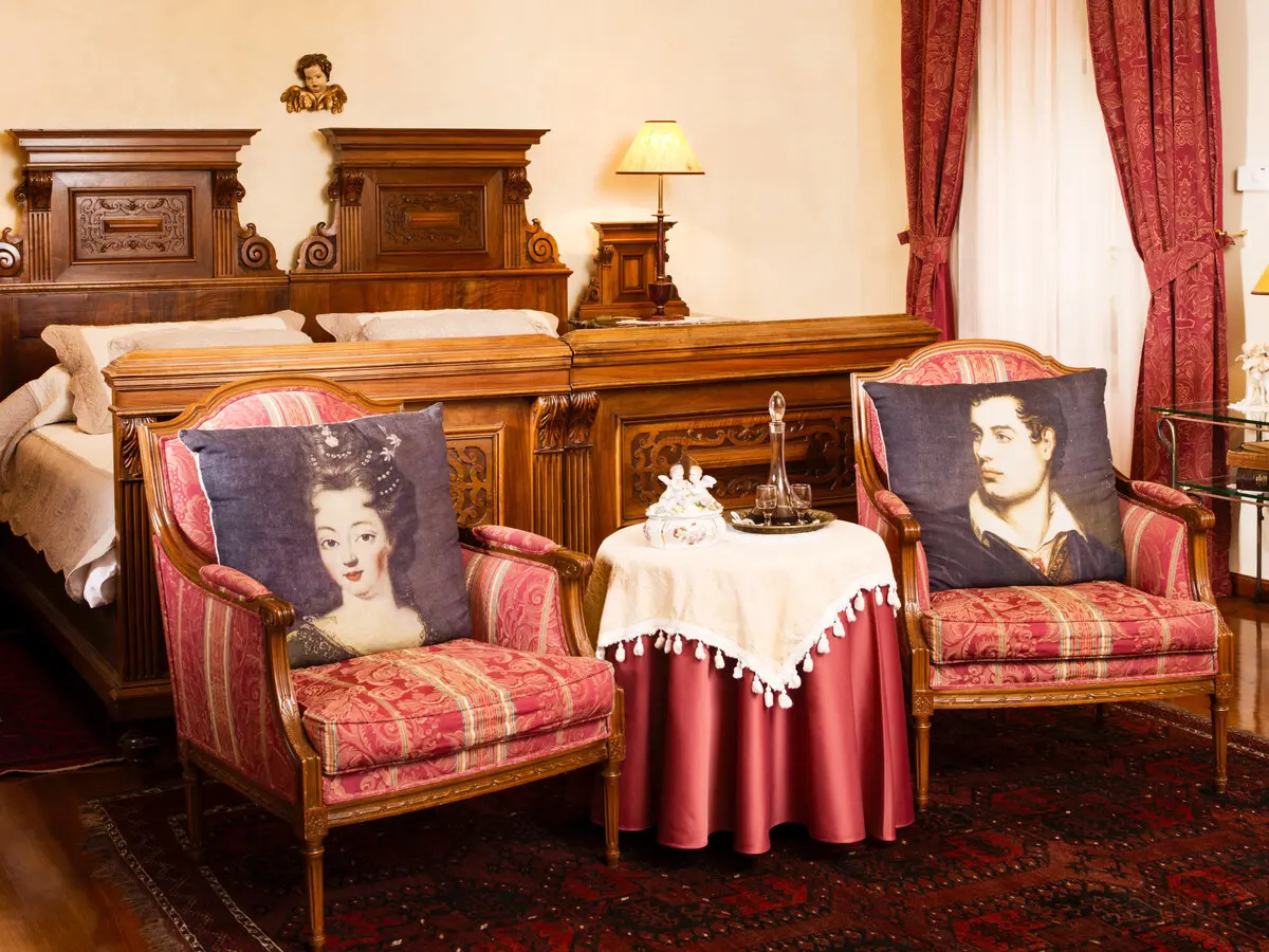 Kendov Dvorec view 4