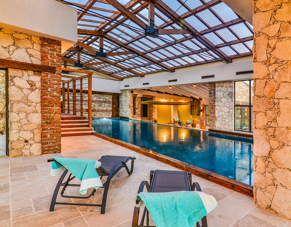 Zornitza Family Estate view 5