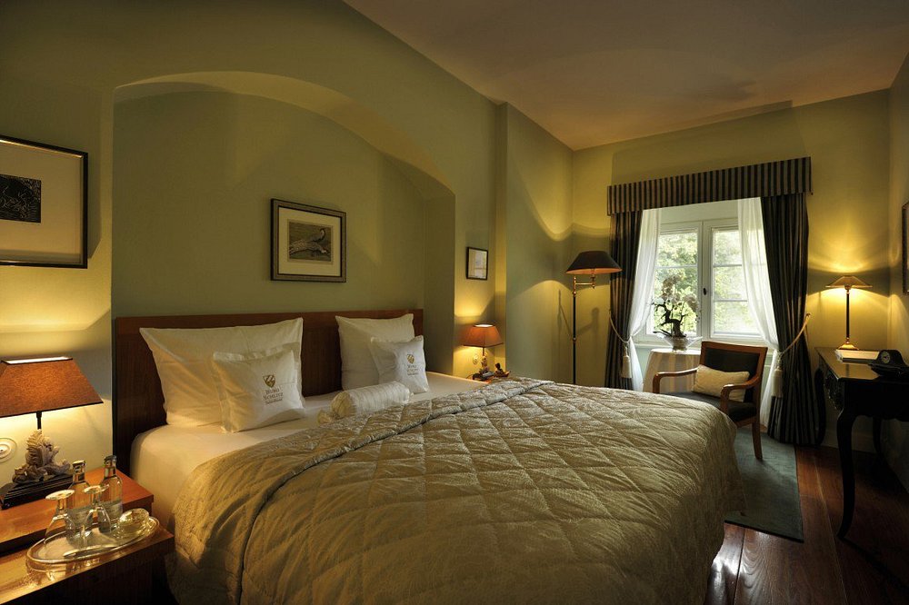 Schlosshotel Burg Schlitz view 3