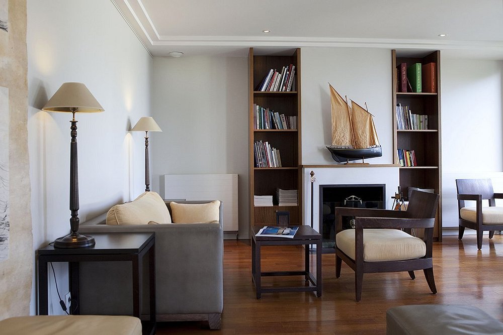 Anne de Bretagne view 4