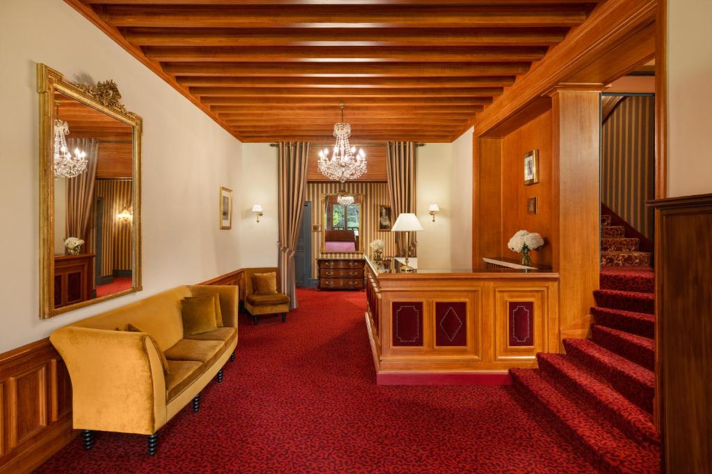 Le Castel Marie-Louise view 2