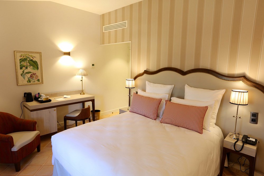 Château de Drudas view 3