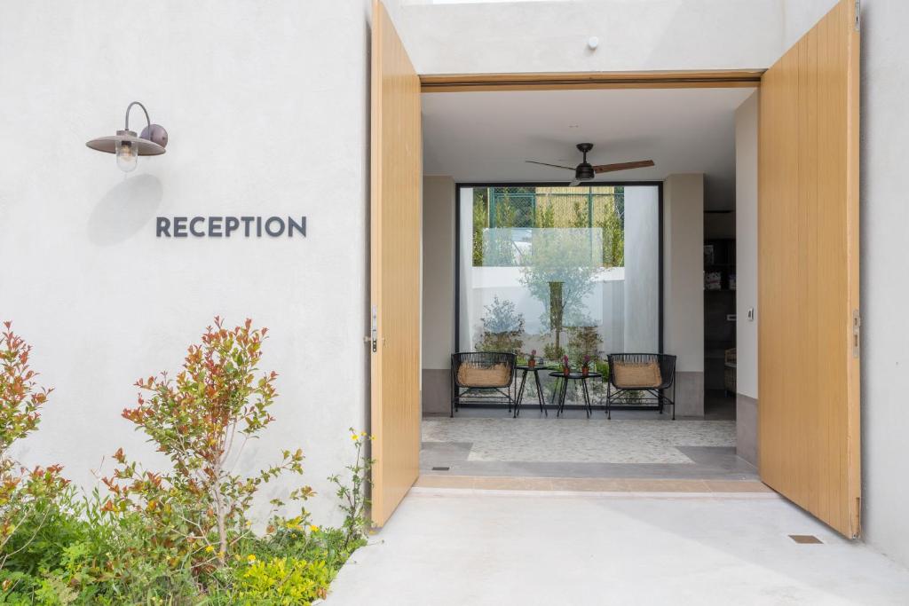 Eliamos Villas Hotel & Spa view 2