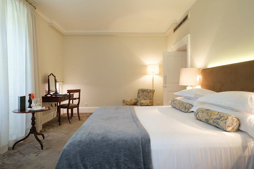 Casa Velha do Palheiro view 3