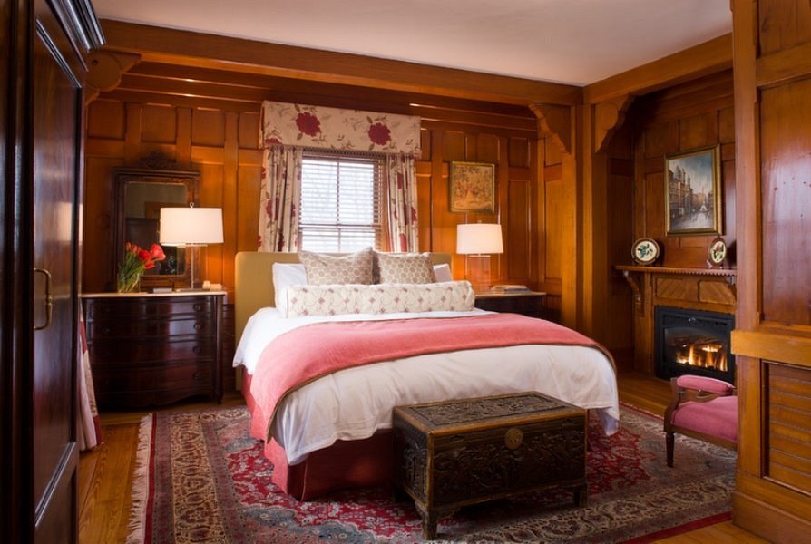 Castle Hill Inn view 3