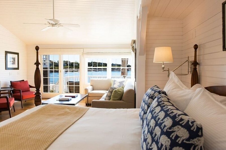 Castle Hill Inn view 4