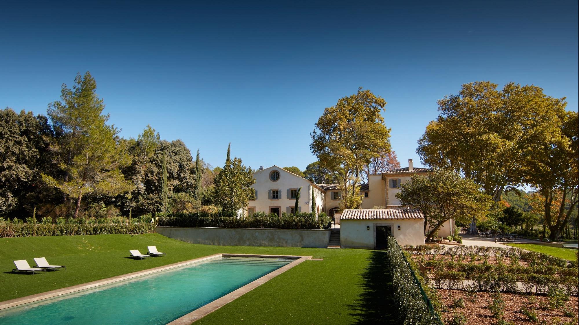 Domaine de Fontenille view 5