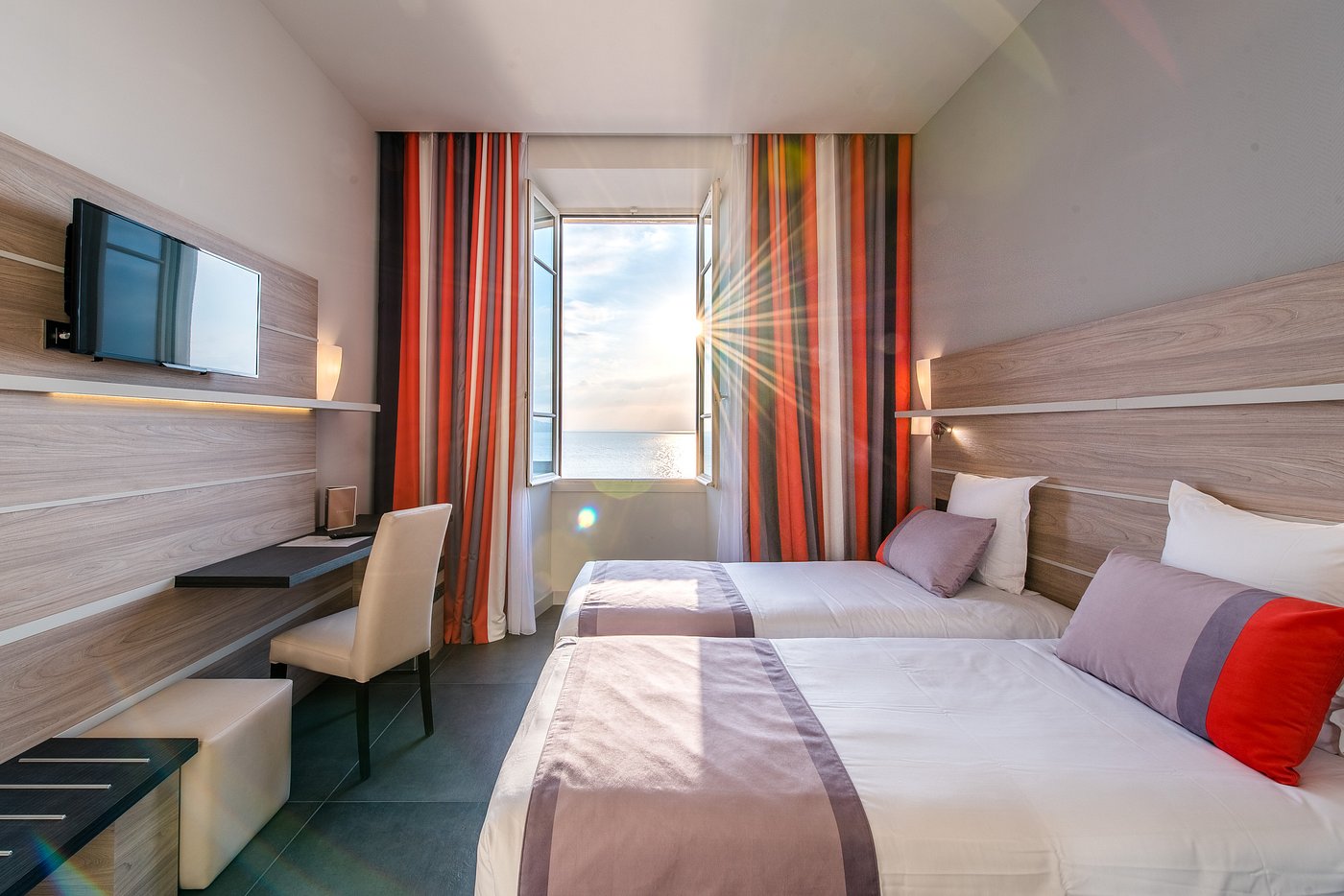 Hotel Le Saint Paul view 3