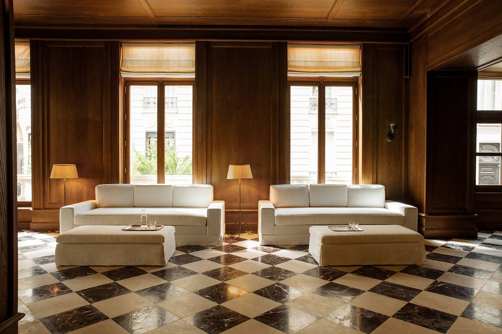 Hôtel Balzac view 2