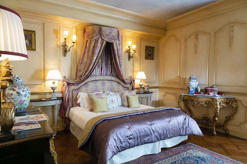 Villa Gallici view 3