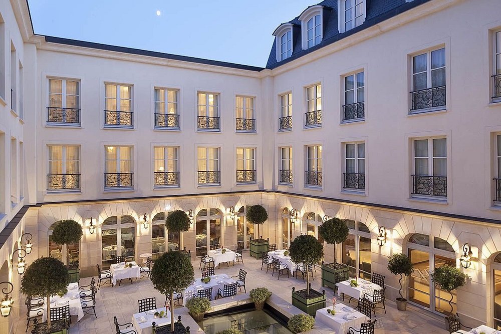 Auberge du Jeu de Paume, Chantilly, Relais & Chateaux view 2