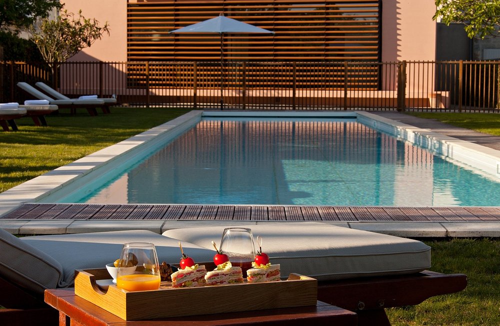 Château Cordeillan-Bages view 5