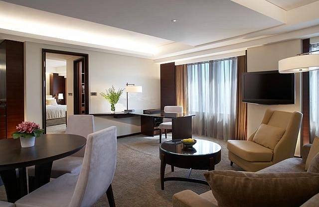 Shangri-La's Far Eastern Plaza, Tainan view 4