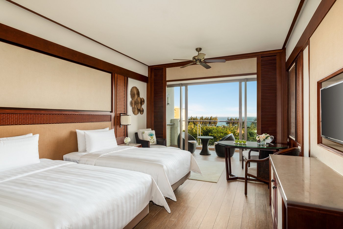 Shangri-La's Sanya Resort & Spa, Hainan view 3