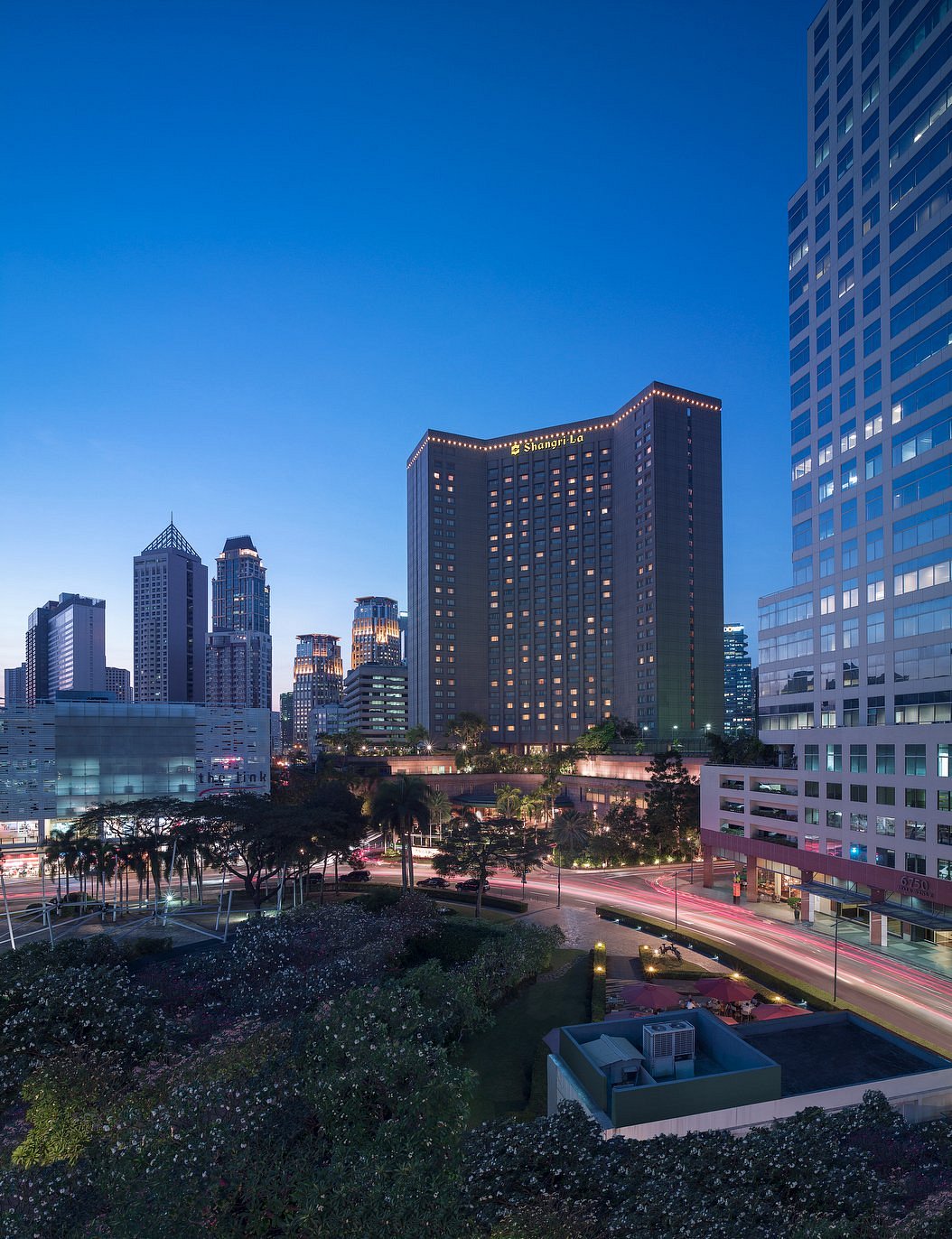 Makati Shangri-La, Manila view 2