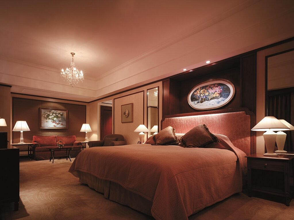 Makati Shangri-La, Manila view 4