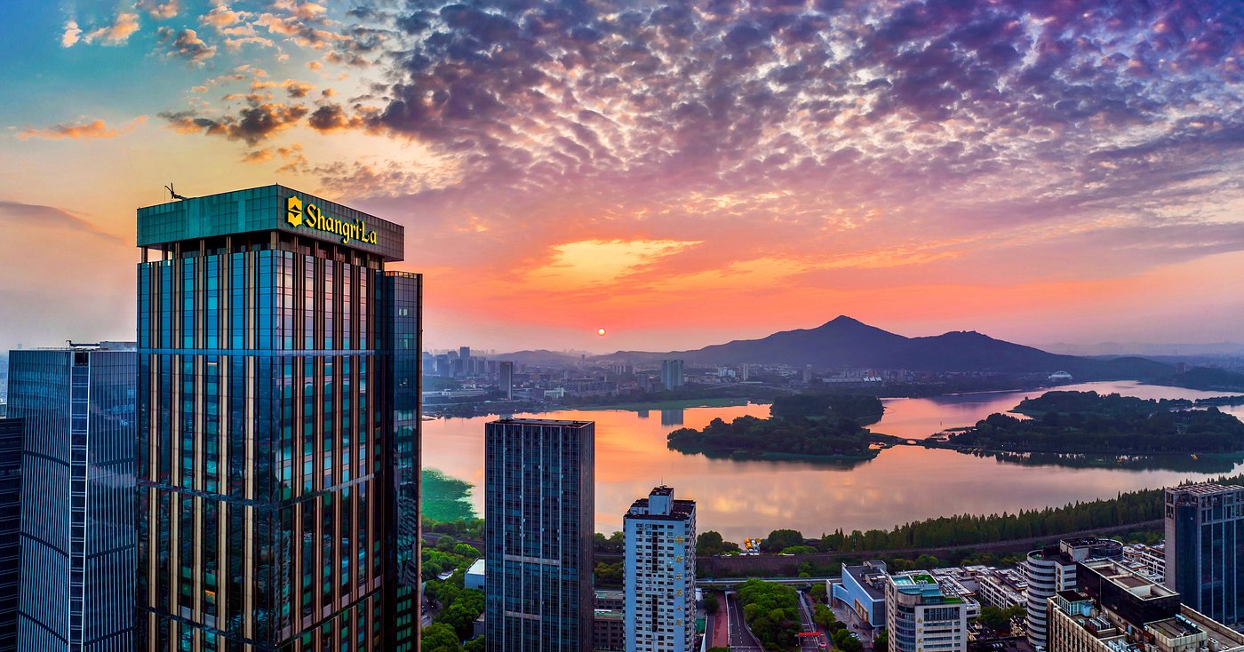 Shangri-La Nanjing view 2