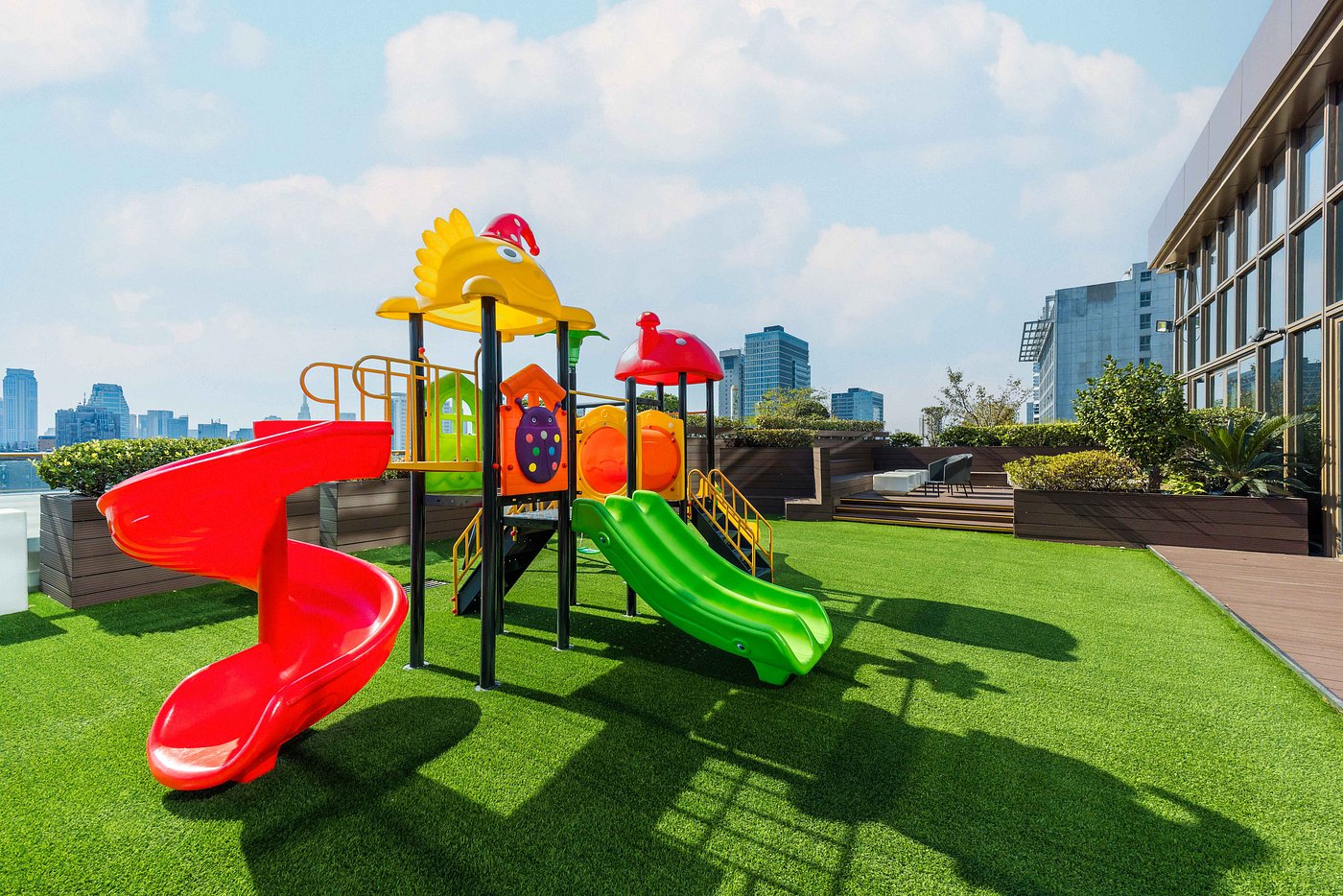 Shangri-La Nanjing view 6