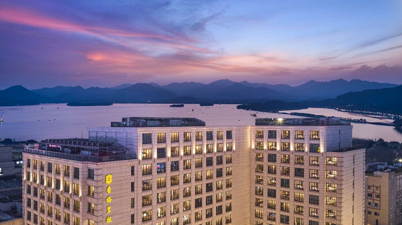 Midtown Shangri-La, Hangzhou view 2