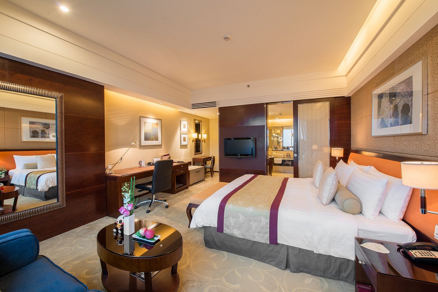 Shangri-La Chengdu view 4