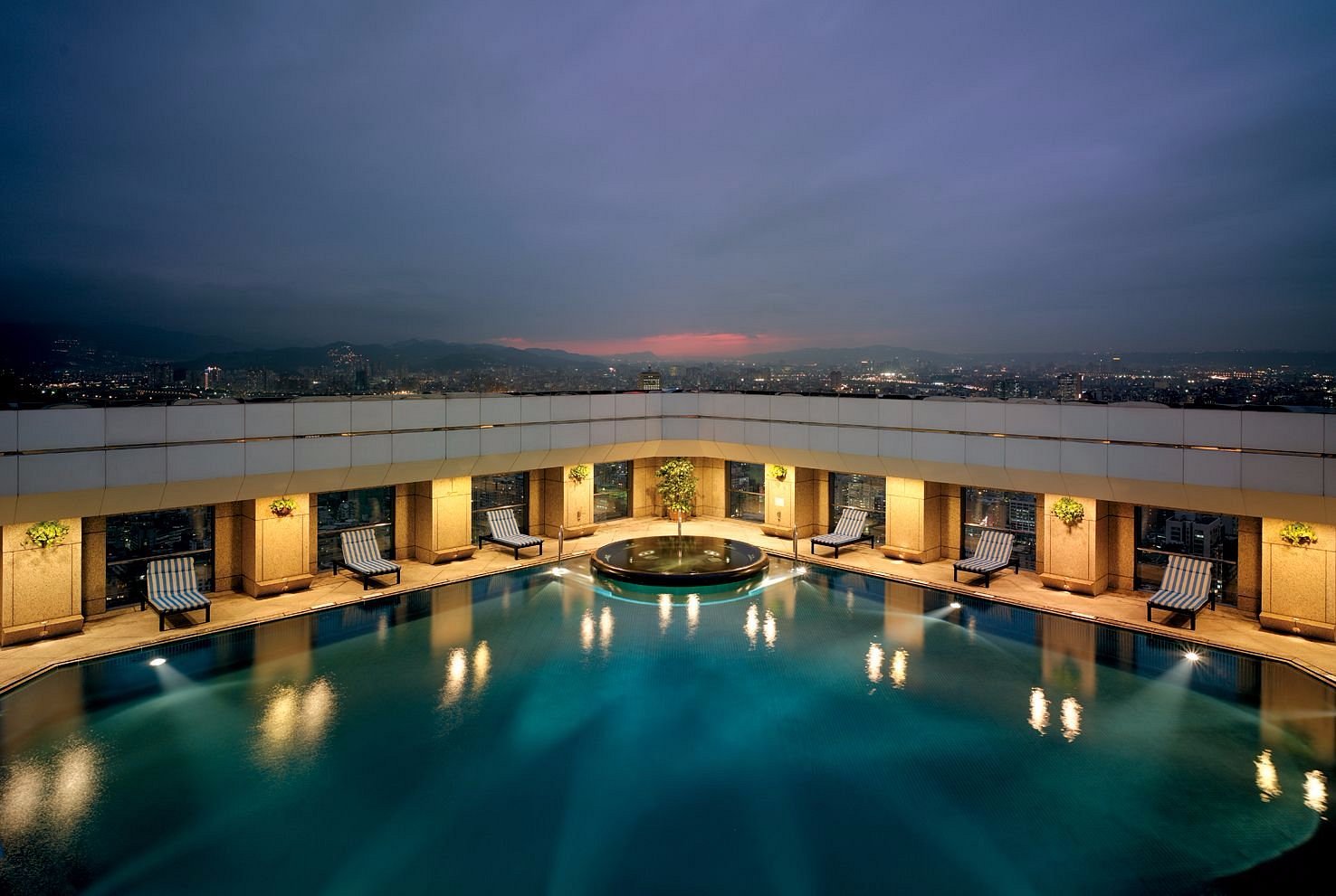 Shangri-La Far Eastern, Taipei view 5