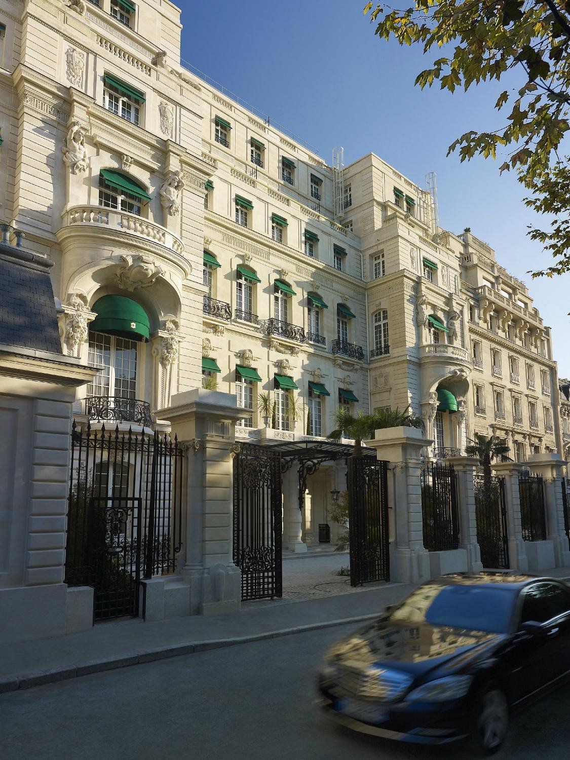 Shangri-La Paris view 2