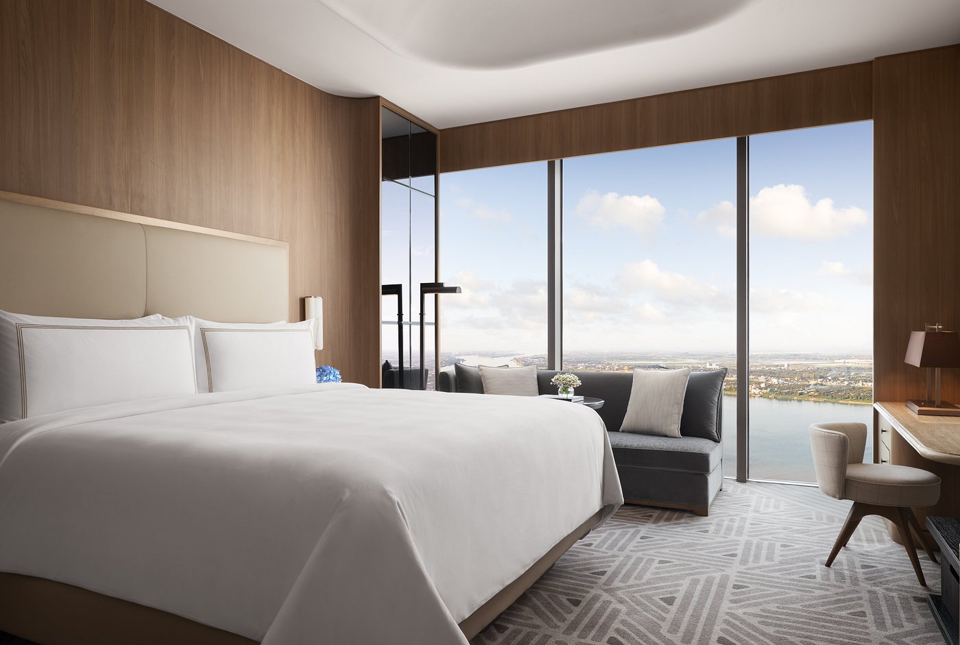 Shangri-La Hotel, Phnom Penh view 3