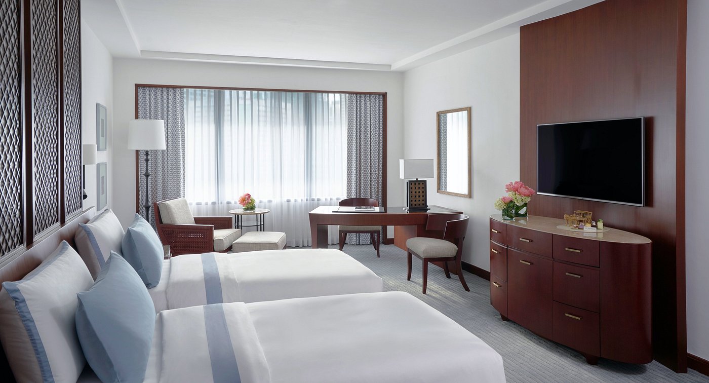 The Peninsula Manila view 4