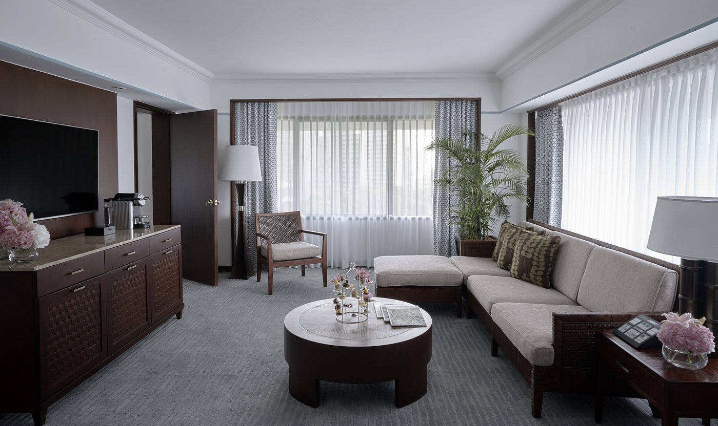 The Peninsula Manila view 5