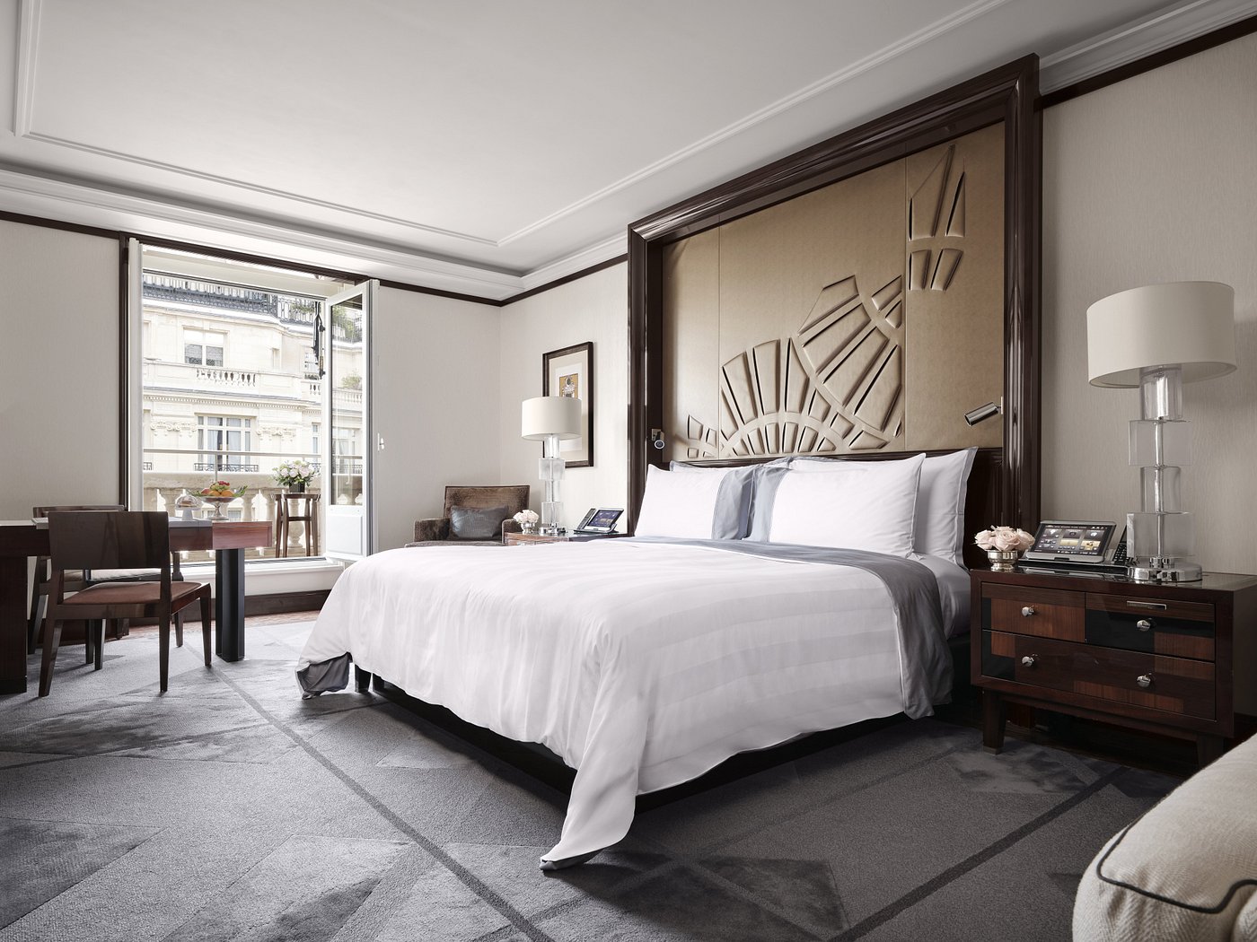 The Peninsula Paris view 4