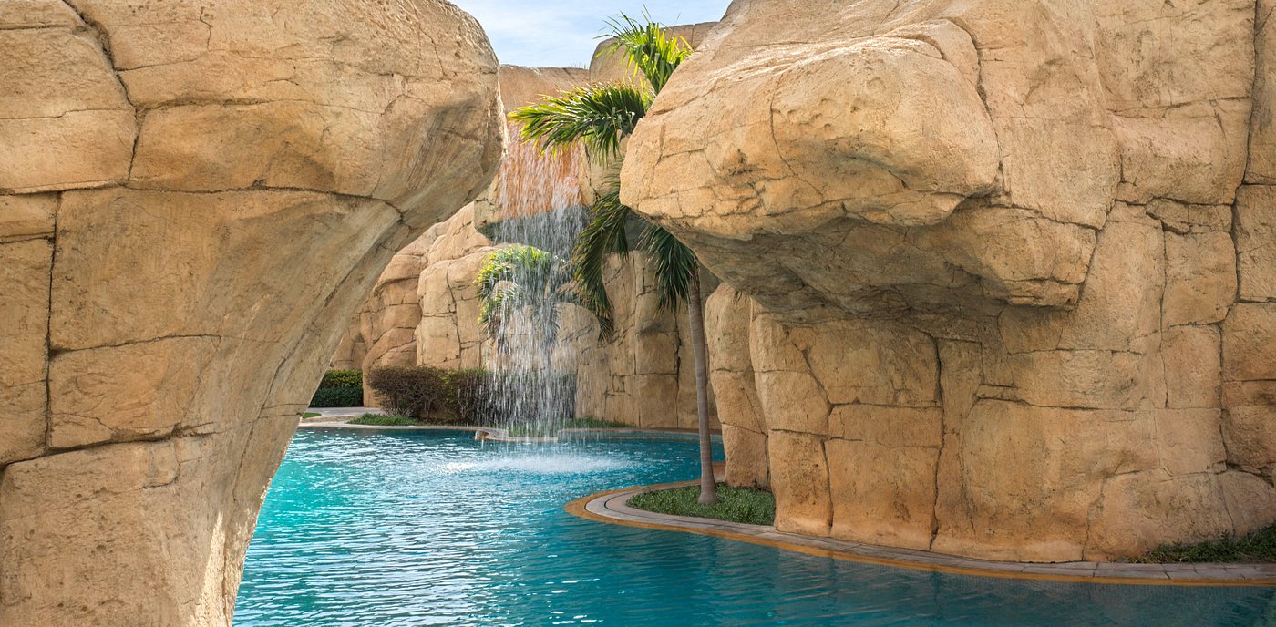 Sofitel Dubai The Palm view 6