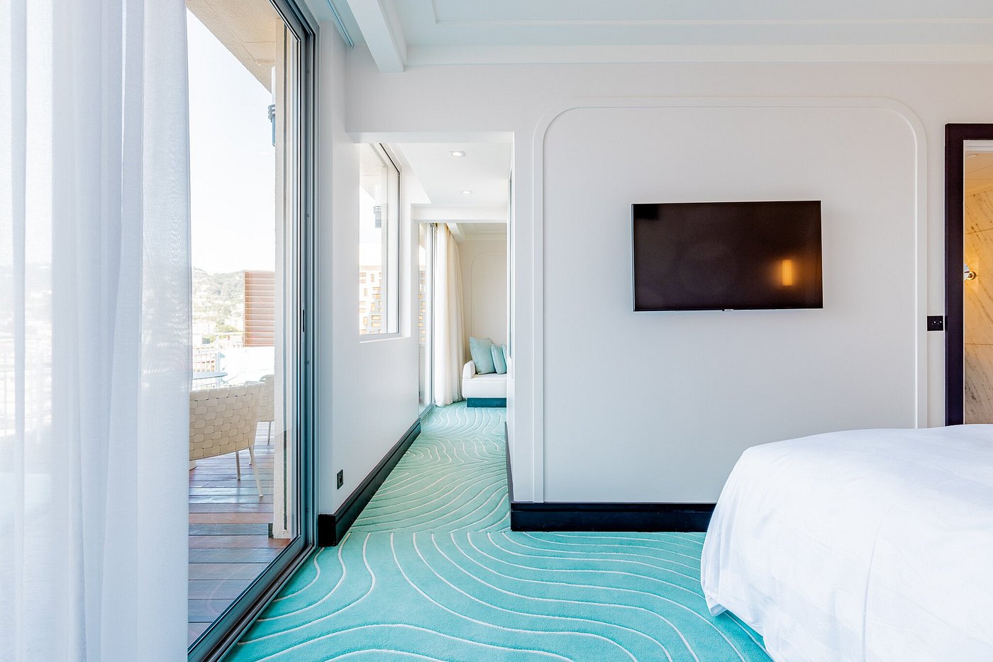 Mondrian Cannes view 4